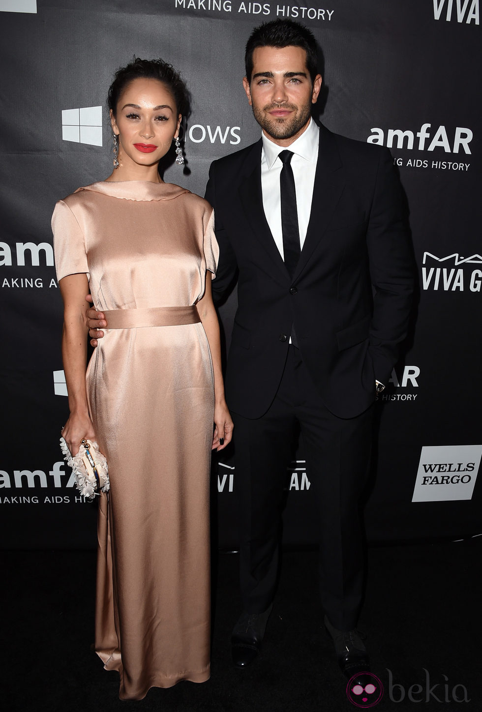 Cara Santana y Jesse Metcalfe en la 'AmfAR Inspiration Gala' 2014 en Hollywood