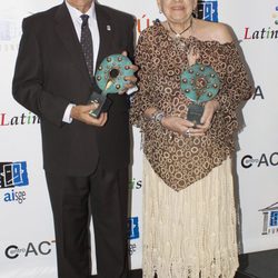Pilar Bardem y Eric del Castillo reciben los Premios Latin Artis 2014