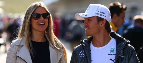 Nico Rosberg con su mujer Vivian Sibold en el GP de Estados Unidos 2014