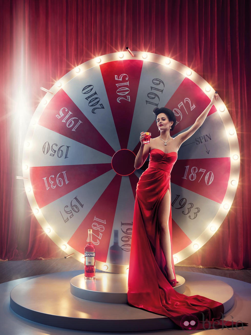 Eva Green protagoniza en el Calendario Campari 2015