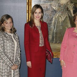 La Reina Letizia cierra su viaje oficial a Portugal con una visita a una exposición en Lisboa