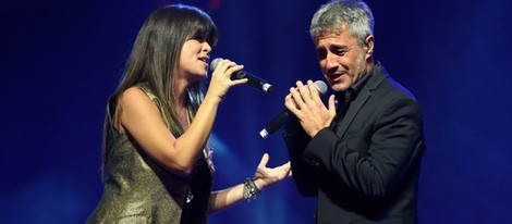 Vanesa Martín y Sergio Dalma en el concierto 'Por Ellas'