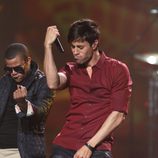 Enrique Iglesias durante su actuación en los MTV EMA 2014