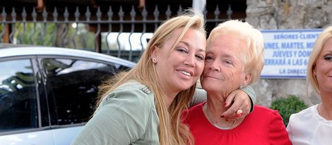 Belén Esteban celebra su 41 cumpleaños con su madre