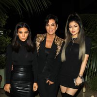 Kim Kardashian, Kylie Jenner y Kris Jenner en la fiesta de cumpleaños de French Montana