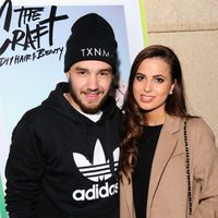 Liam Payne y su novia, Sophia Smith, en una fiesta en Londres