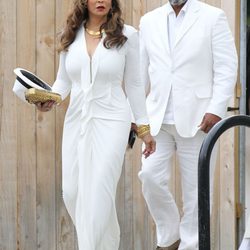 Tina Knowles llega a la boda de su hija Solange Knowles