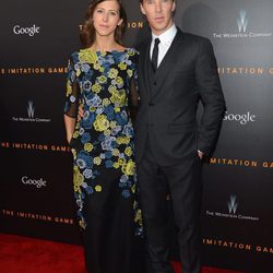 Benedict Cumberbatch y su prometida, Sophie Hunter, acuden al estreno de 'The Imitation Game' en Nueva York