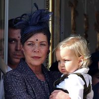 Carolina de Mónaco con su nieto Sasha en el Día Nacional de Mónaco 2014