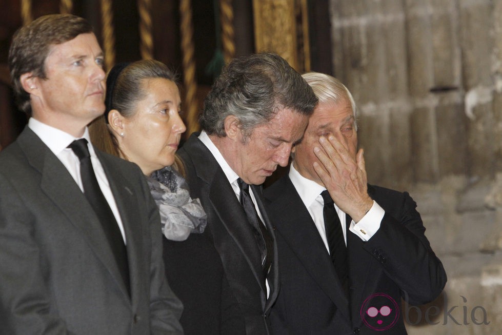 Pedro y Cristina de Borbón-Dos Sicilias, Alfonso Díez y el Duque de Húescar en el funeral de la Duquesa de Alba