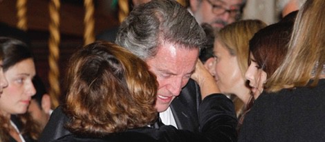Alfonso Díez, roto de dolor en el funeral de la Duquesa de Alba
