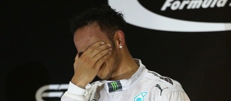 Lewis Hamilton emocionado tras ganar el Mundial de Fórmula Uno 2014