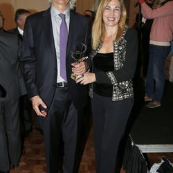Jacobo Fitz James Stuart y su mujer Inka Martí en los Premios Fuera de Serie 2014