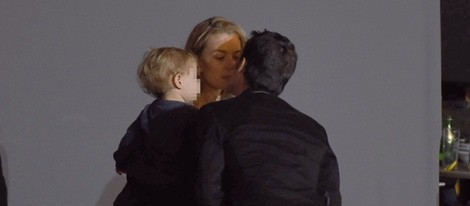 Marta Ortega y Sergio Álvarez se besan junto a su hijo Amancio en la Madrid Horse Week 2014