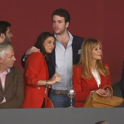 Álex Lequio con su novia y Ana Obregón en la Madrid Horse Week 2014