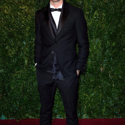 Jeremy Irvine en los Evening Standard Theatre Awards 2014