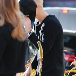 Justin Bieber cambia de imagen tiñéndose el pelo de rubio platino