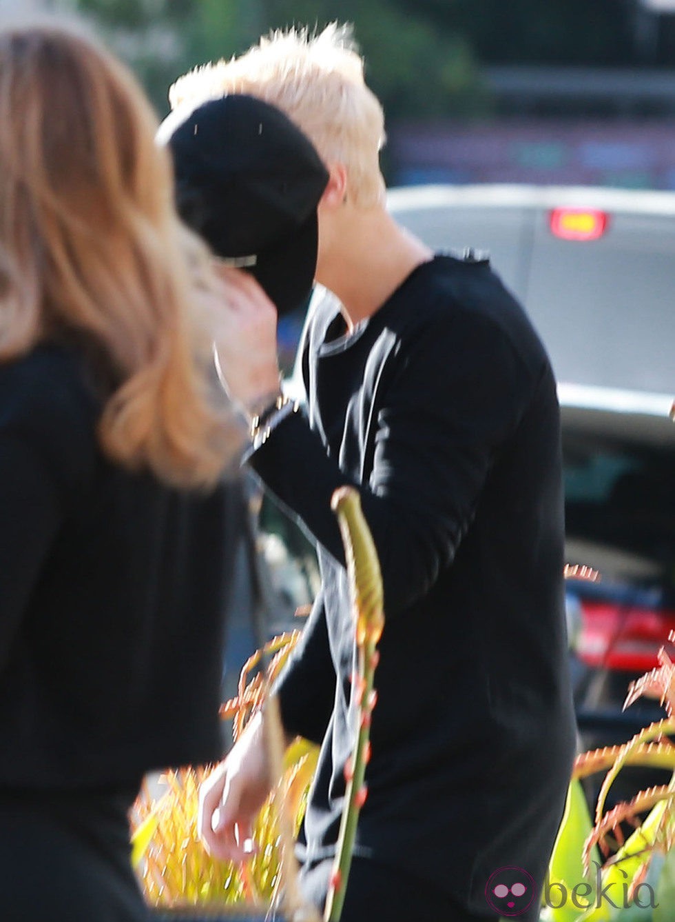 Justin Bieber cambia de imagen tiñéndose el pelo de rubio platino