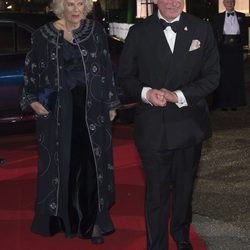 El Príncipe Carlos y Camilla Parker Bowles en la gala Military Awards 2014