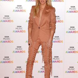 Ellie Goulding en la entrega de los BBC Music Awards 2014