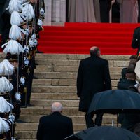 El féretro de la Reina Fabiola de Bélgica entra en la Catedral de Bruselas