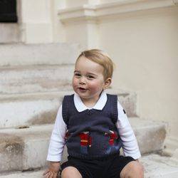 El Príncipe Jorge de Cambridge, en su nuevo retrato navideño