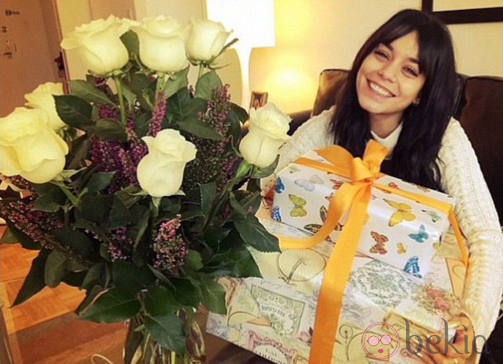 Vanessa Hudgens el día de su 26º cumpleaños