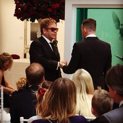 Elton John y David Furnish el día de su boda en Windsor