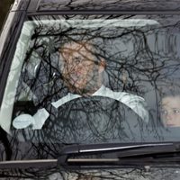 David y Victoria Beckham llegan con sus hijos a la boda de Elton John y David Furnish