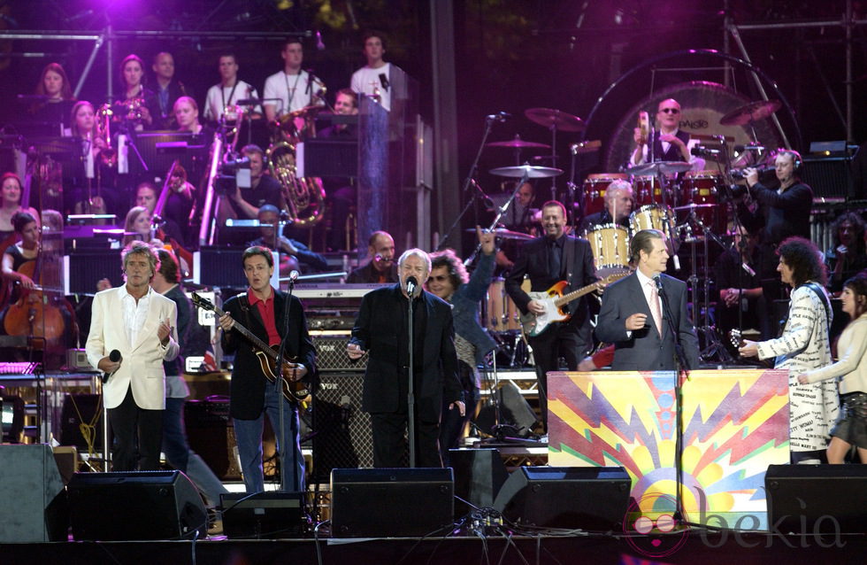 Rod Stewart, Paul McCartney, Joe Cocker, Brian Wilson, Brian May y Eric Clapton