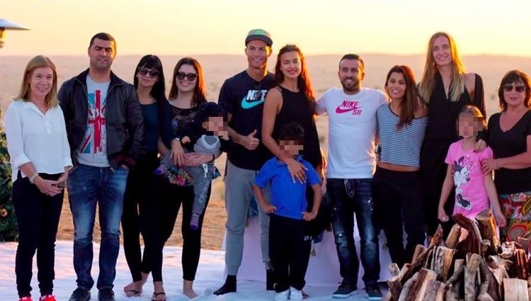 Cristiano Ronaldo celebrando la Navidad 2014 con Irina Shayk y toda su familia