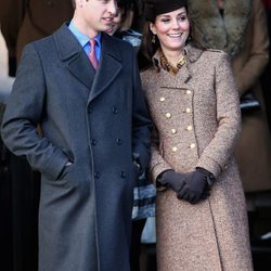 Guillermo de Inglaterra y Kate Middleton en la Misa de Navidad 2014