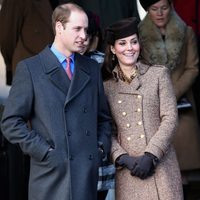 Guillermo de Inglaterra y Kate Middleton en la Misa de Navidad 2014