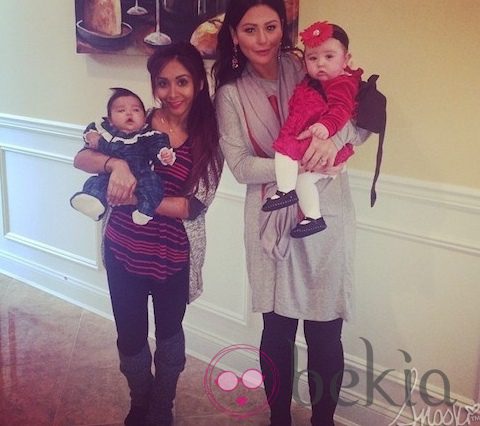 Snooki y JWoww felicitan la Navidad 2014 con sus hijas Giovanna y Meilani