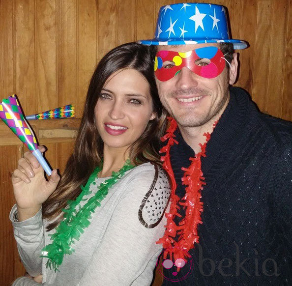 Iker Casillas y Sara Carbonero felicitan el año 2015