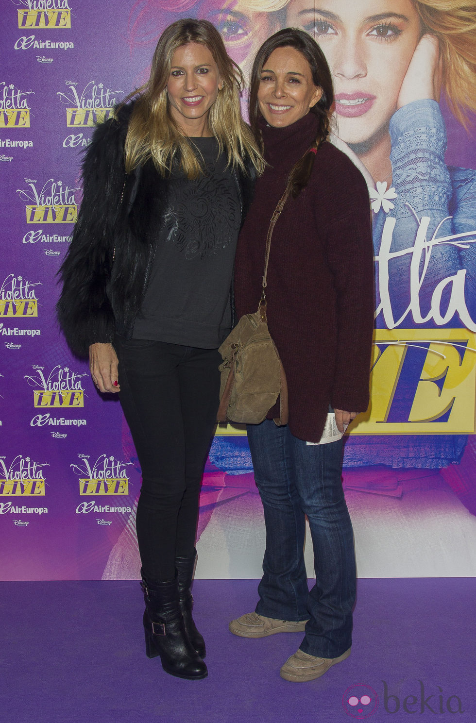 Patricia Cerezo y Lydia Bosch en el concierto de Violetta en Madrid