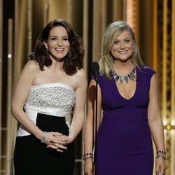 Tina Fey y Amy Poehler en la gala de los Globos de Oro 2015