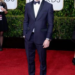 Kit Harington en la alfombra roja de los Globos de Oro 2015