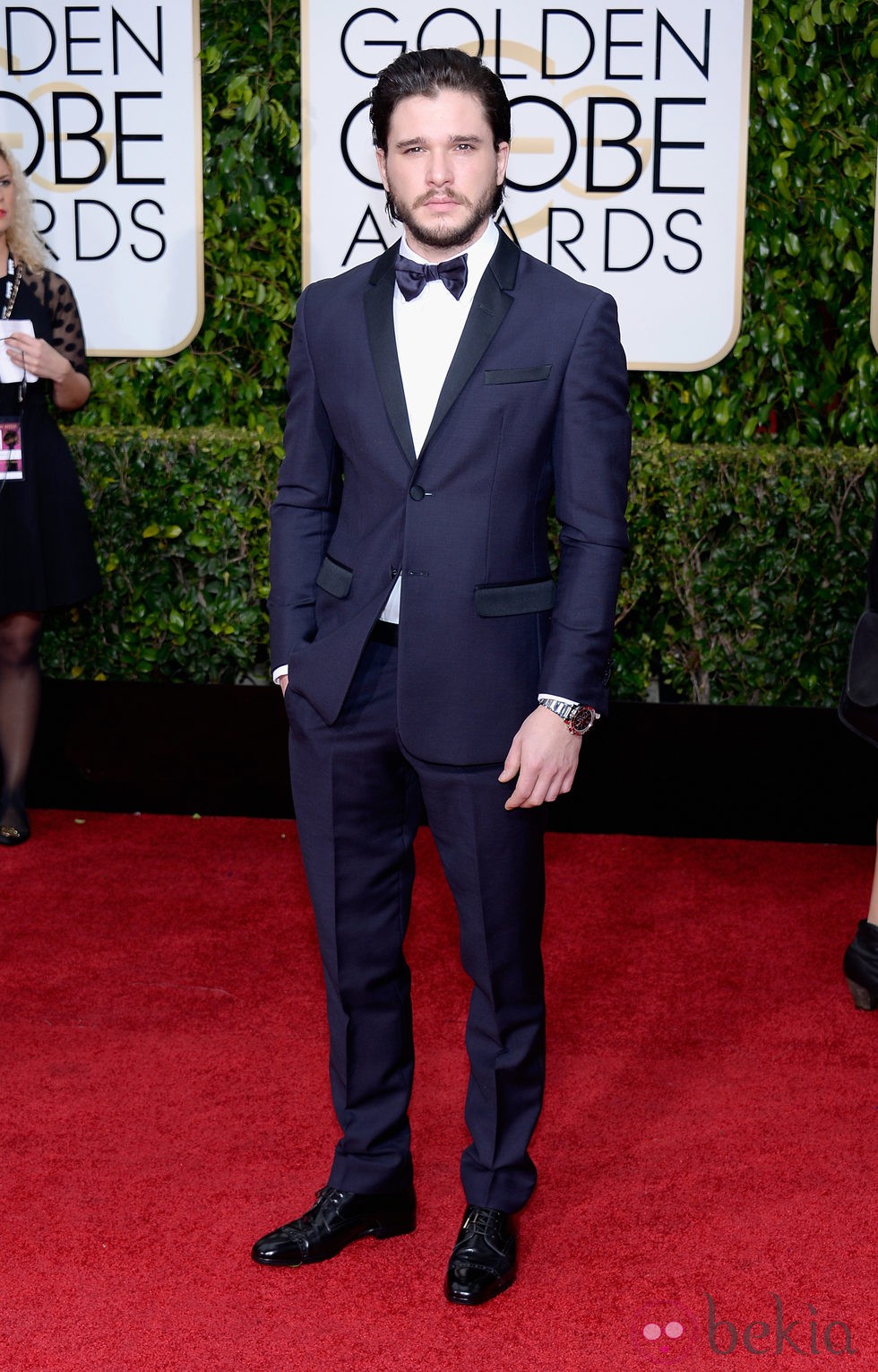 Kit Harington en la alfombra roja de los Globos de Oro 2015