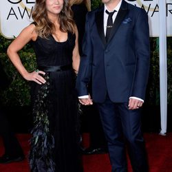 Robert Downey Jr. y Susan Downey en la alfombra roja de los Globos de Oro 2015