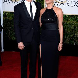 Justin Theroux y Jennifer Aniston en la alfombra roja de los Globos de Oro 2015