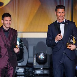Cristiano Ronaldo y Leo Messi en la gala de entrega del Balón de Oro 2014