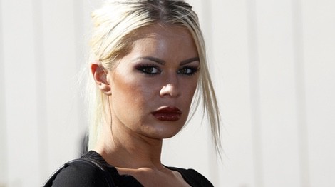 La modelo Chloe Goins a su llegada a los juzgados de Los Ángeles
