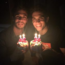 Eric y Marc Bartra celebran su 24 cumpleaños