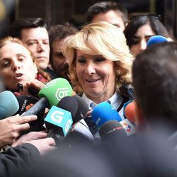 Esperanza Aguirre llega al juicio por el incidente de tráfico y posterior fuga en la Gran Vía
