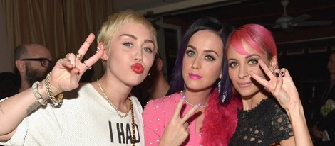 Miley Cyrus, Katy Perry y Nicole Richie en los 'Fashion Los Angeles Awards 2015'