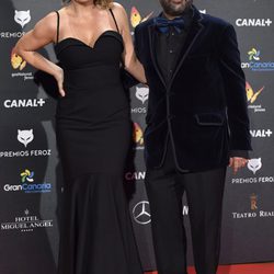 José Corbacho y su mujer, Anna Barrachina, en la alfombra roja de los Premios Feroz 2015