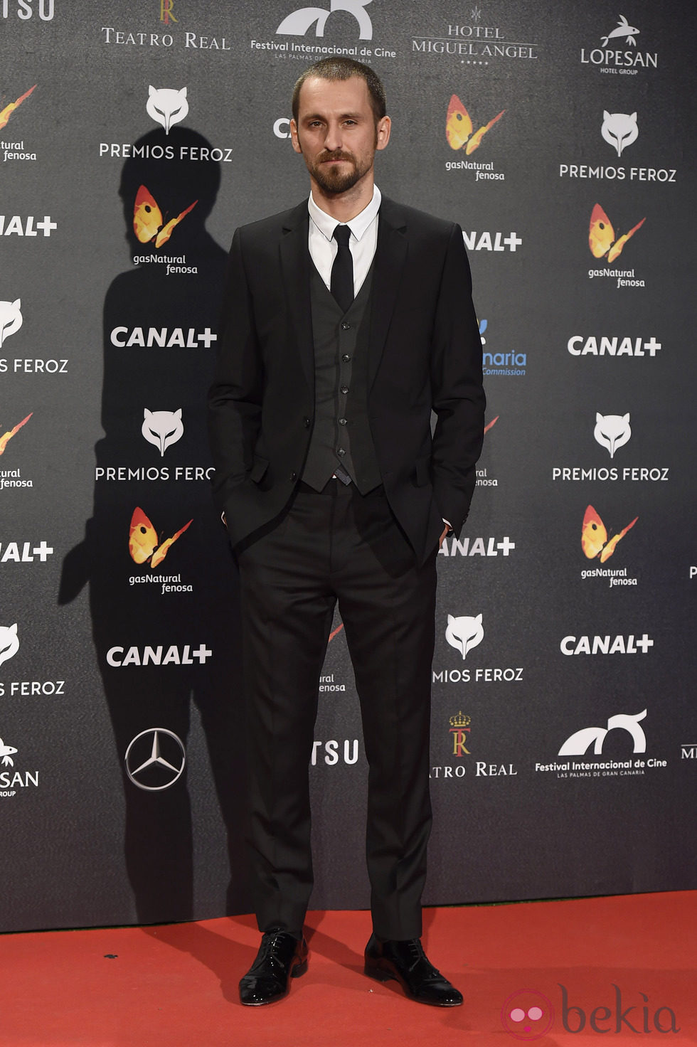 Raúl Arévalo en la alfombra roja de los Premios Feroz 2015