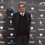 Enrique González Macho, presidente de la Academia de Cine Española, en la alfombra roja de los Premios Feroz 2015