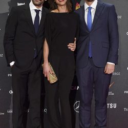 Carlos Marques-Marcet, Natalia Tena y David Verdaguer en la alfombra roja de los Premios Feroz 2015